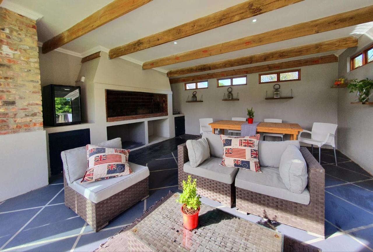 Two Fat Owls Guesthouse George Exterior foto