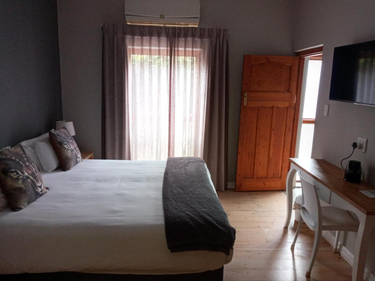 Two Fat Owls Guesthouse George Exterior foto